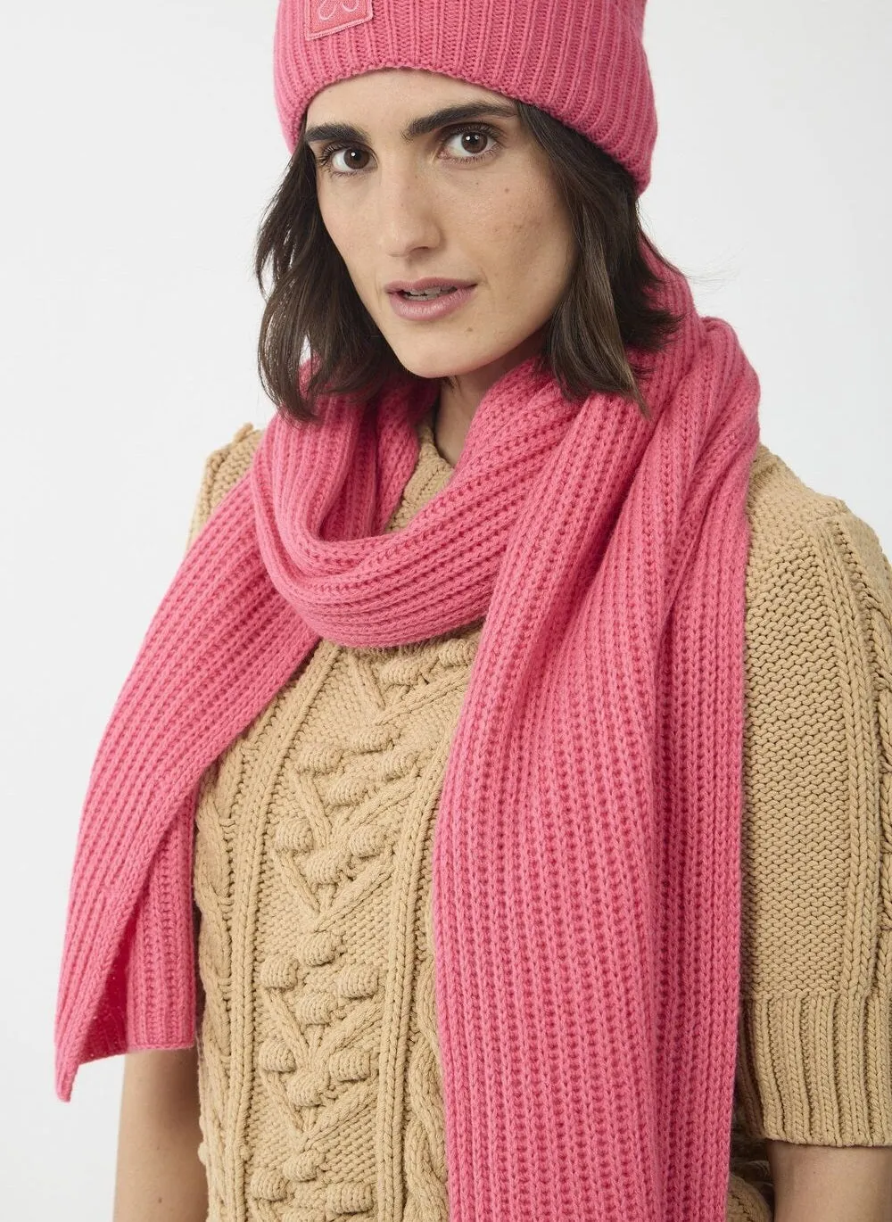 Codello Ribbed Knit Soft Wool Blend Scarf Pink