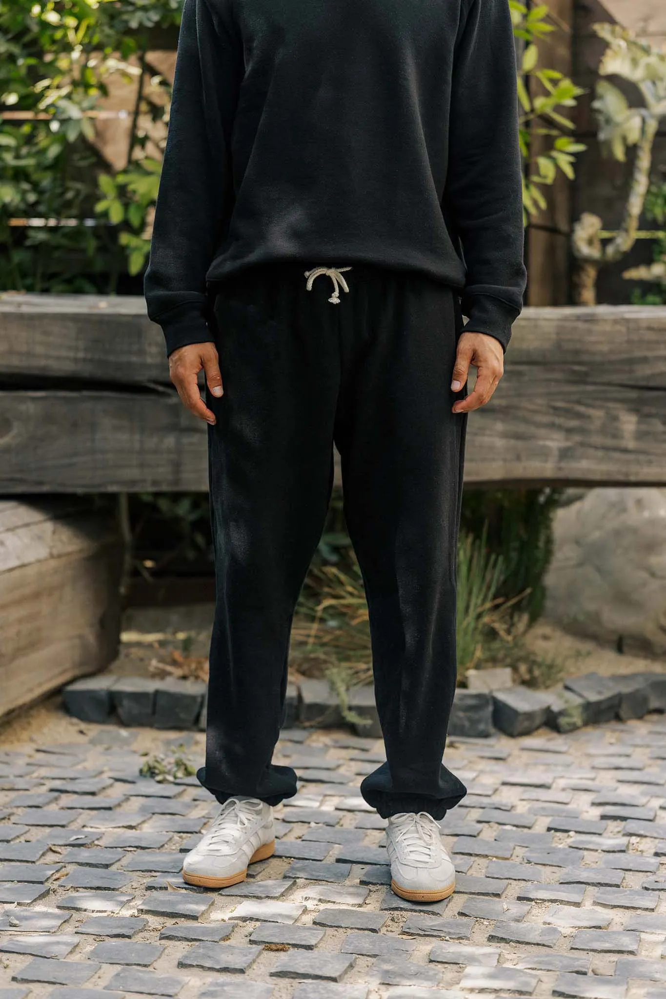 Men's Organic Heavyweight Fleece Sweatpants in Black