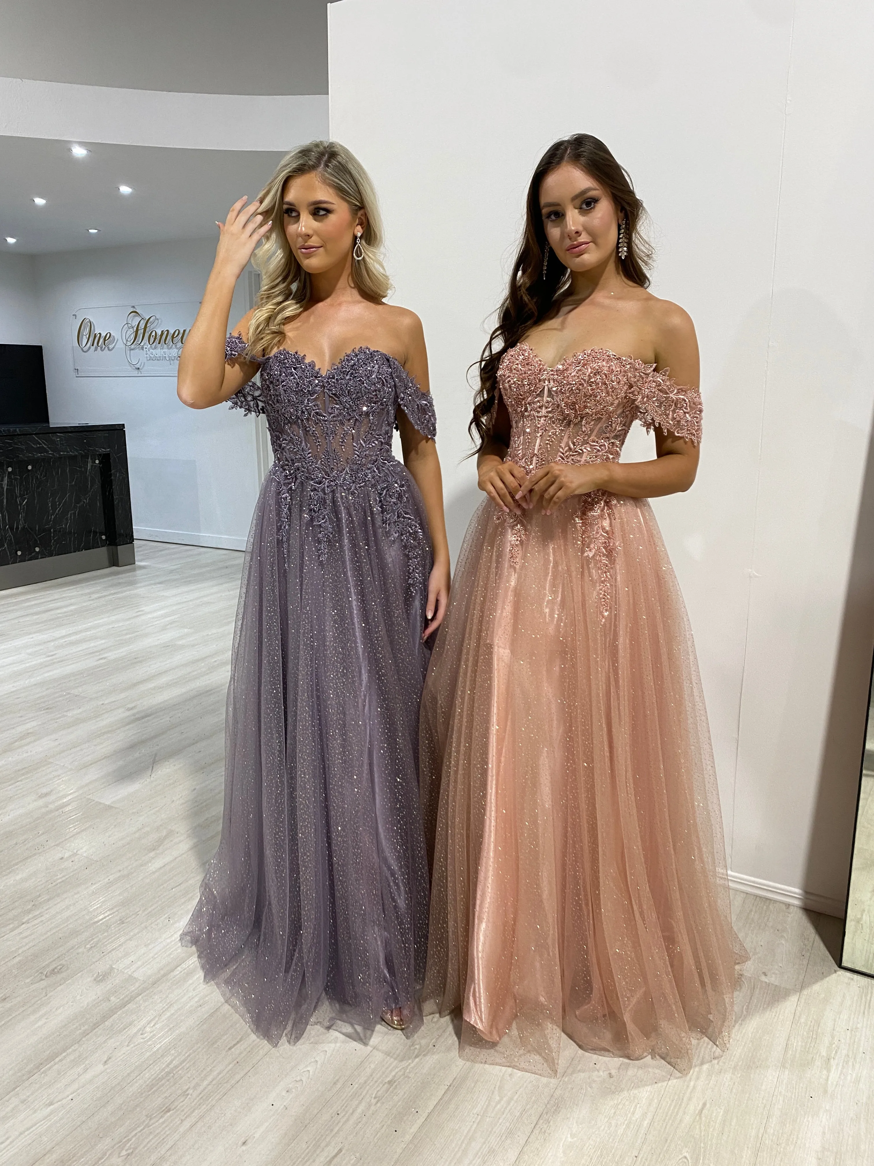 PHOEBE Off the Shoulder Bustier Lace Applique Tulle Formal Dress