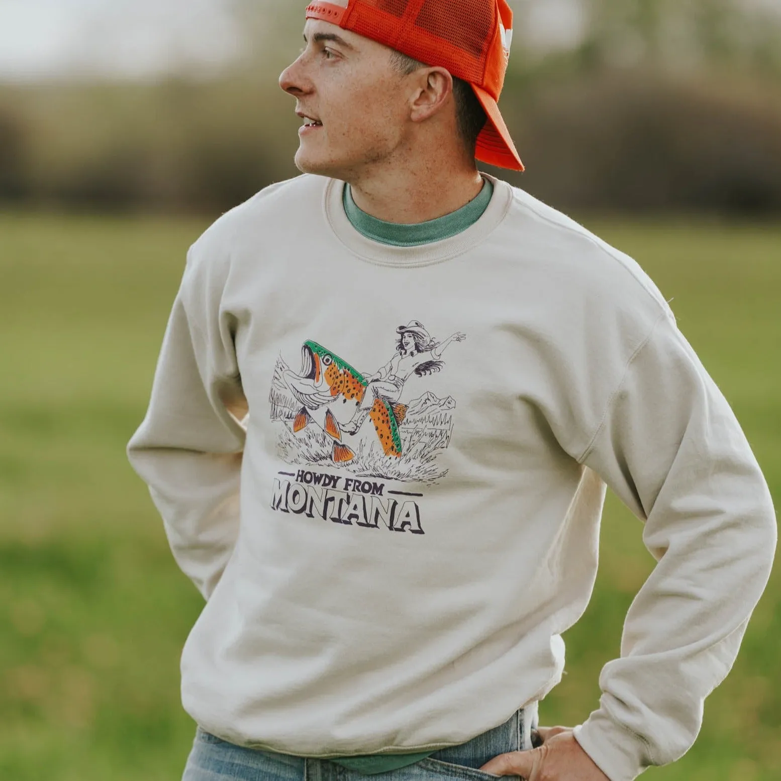 "Howdy From Montana" Pullover