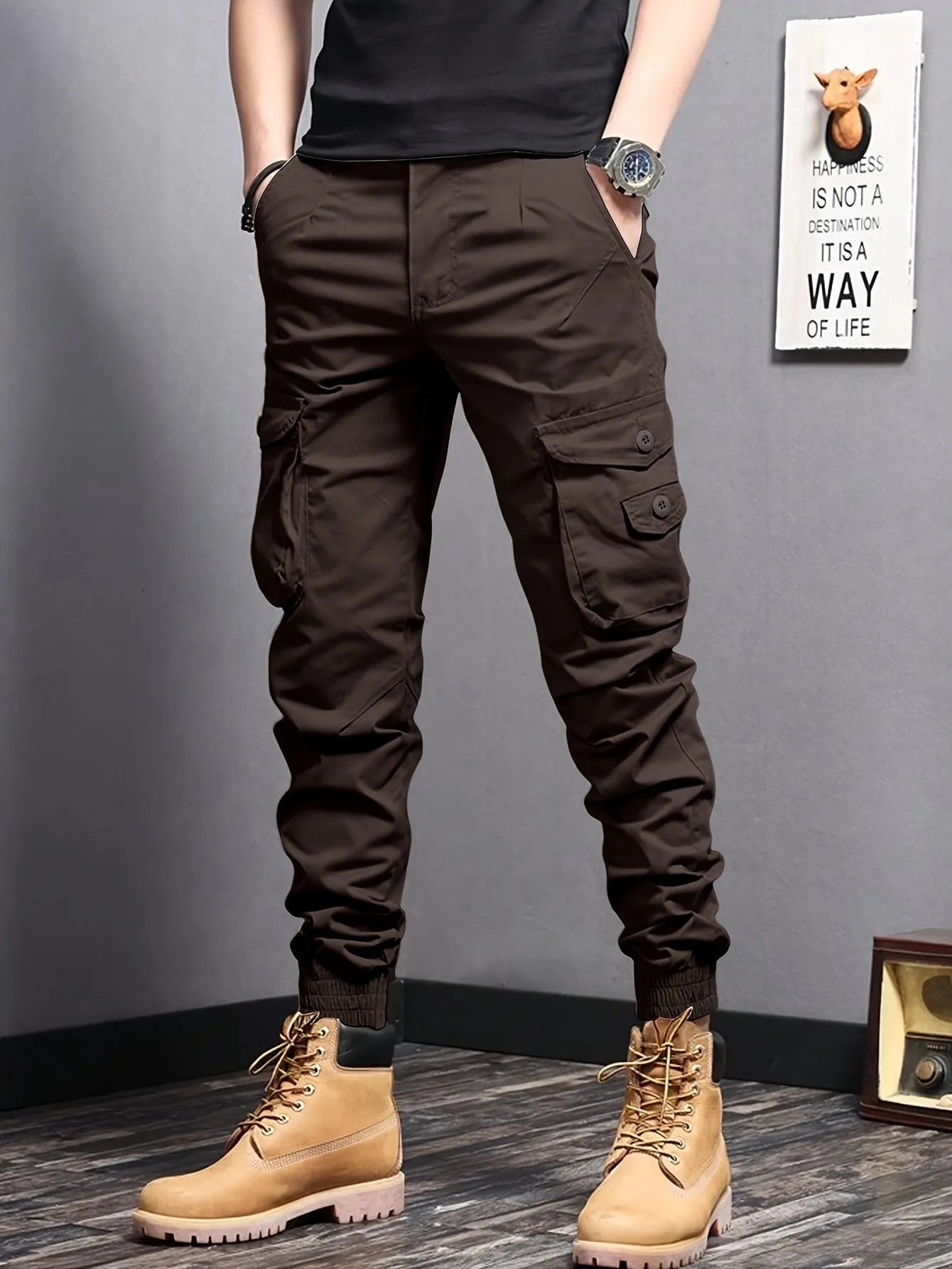 Stylish Men's Tapered Joggers - Multi-Pocket Cargo Pants with Chic Street Style, Comfortable Fit, and Versatile Design for Everyday Wear