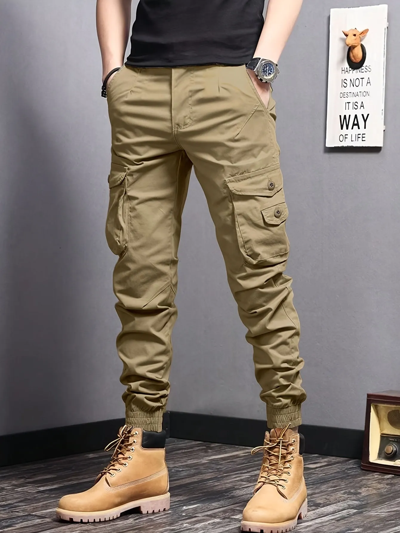 Stylish Men's Tapered Joggers - Multi-Pocket Cargo Pants with Chic Street Style, Comfortable Fit, and Versatile Design for Everyday Wear