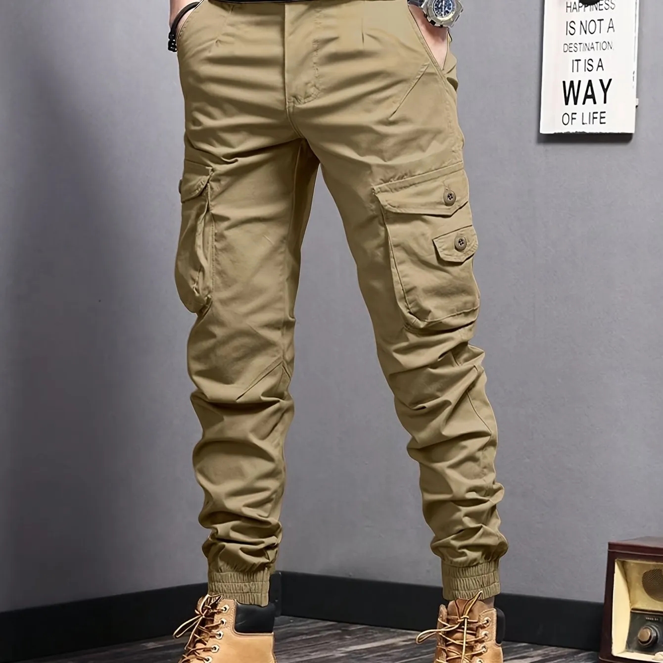 Stylish Men's Tapered Joggers - Multi-Pocket Cargo Pants with Chic Street Style, Comfortable Fit, and Versatile Design for Everyday Wear