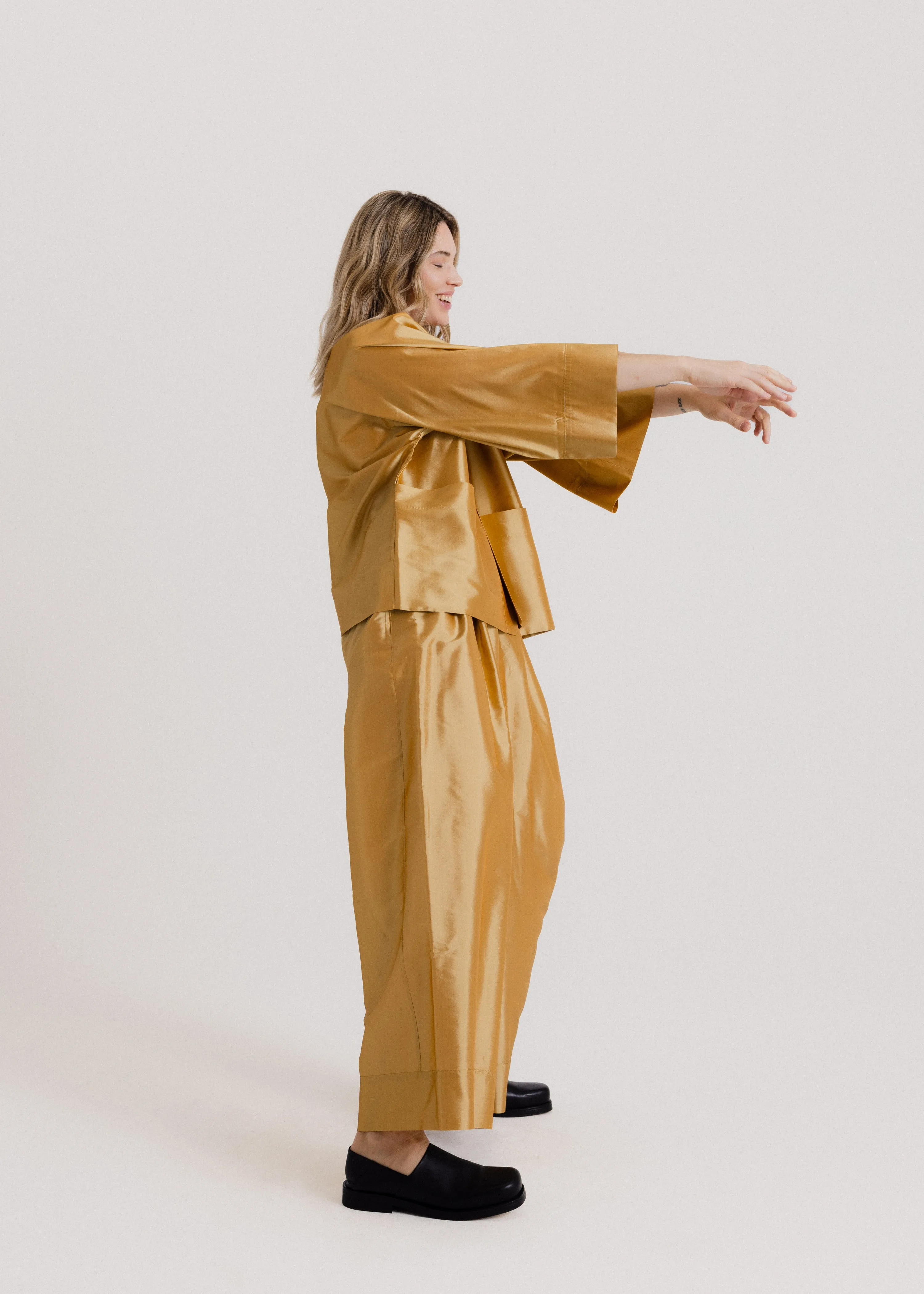 Taffeta Kimono Jacket in Gold