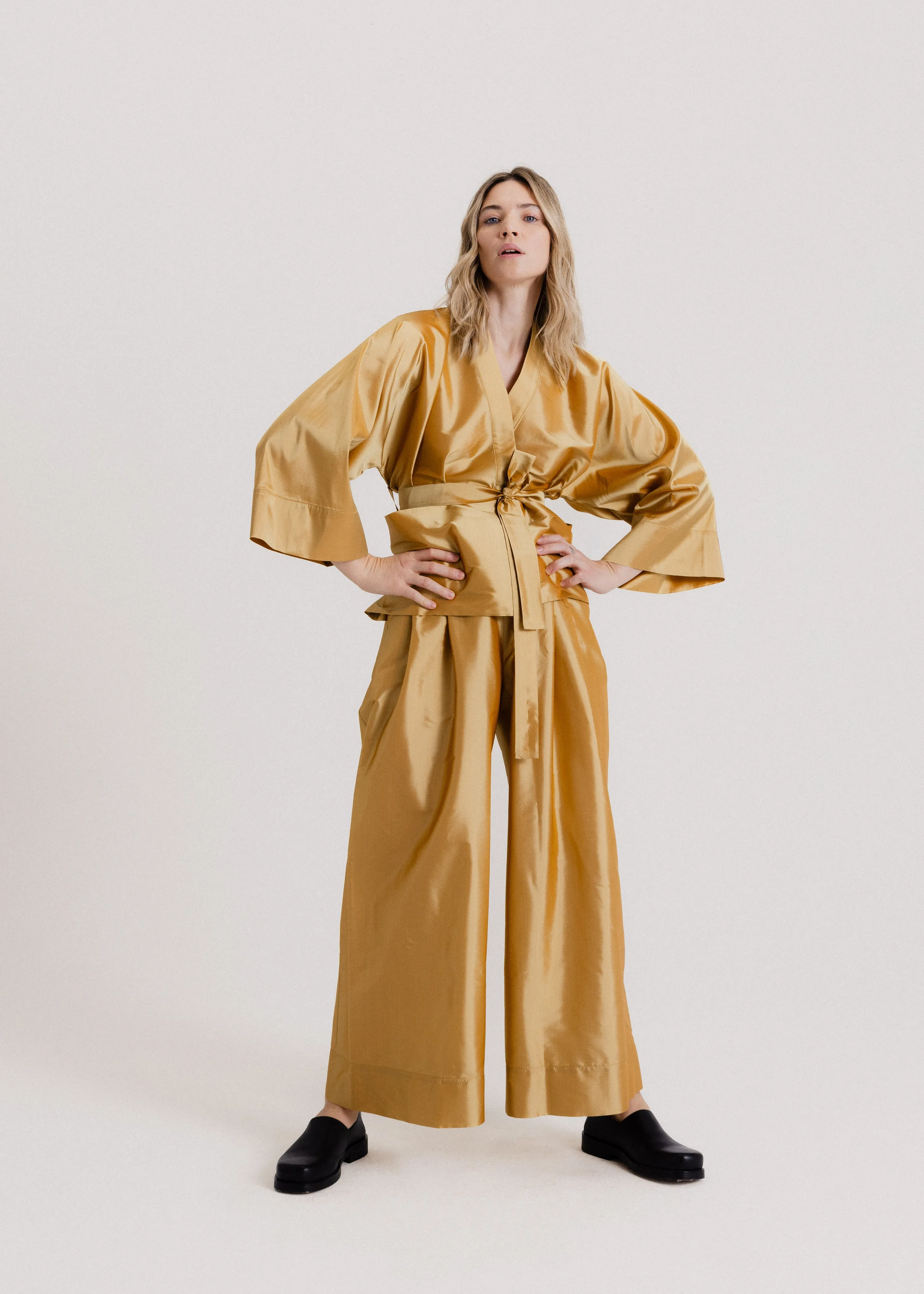 Taffeta Kimono Jacket in Gold