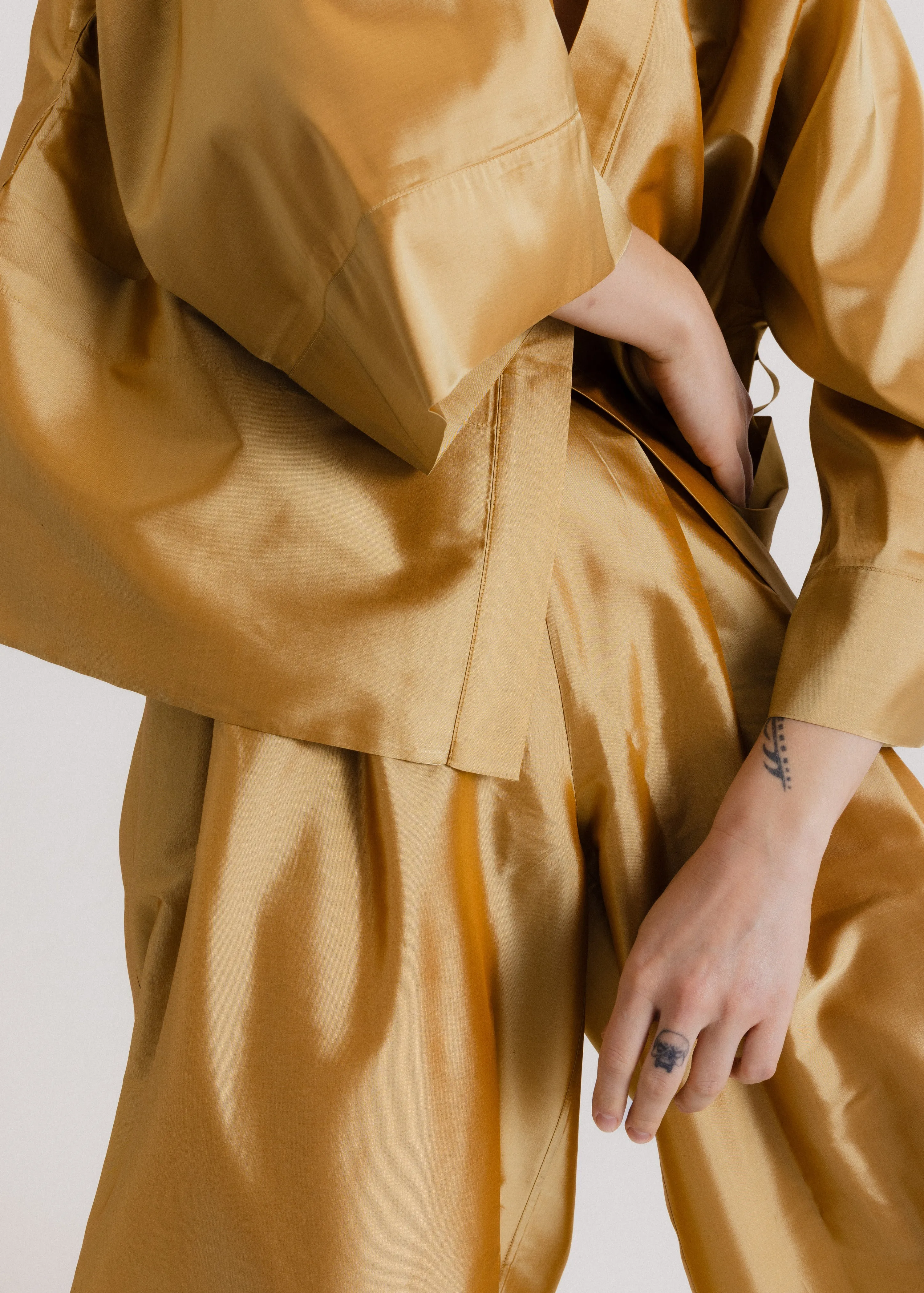 Taffeta Kimono Jacket in Gold