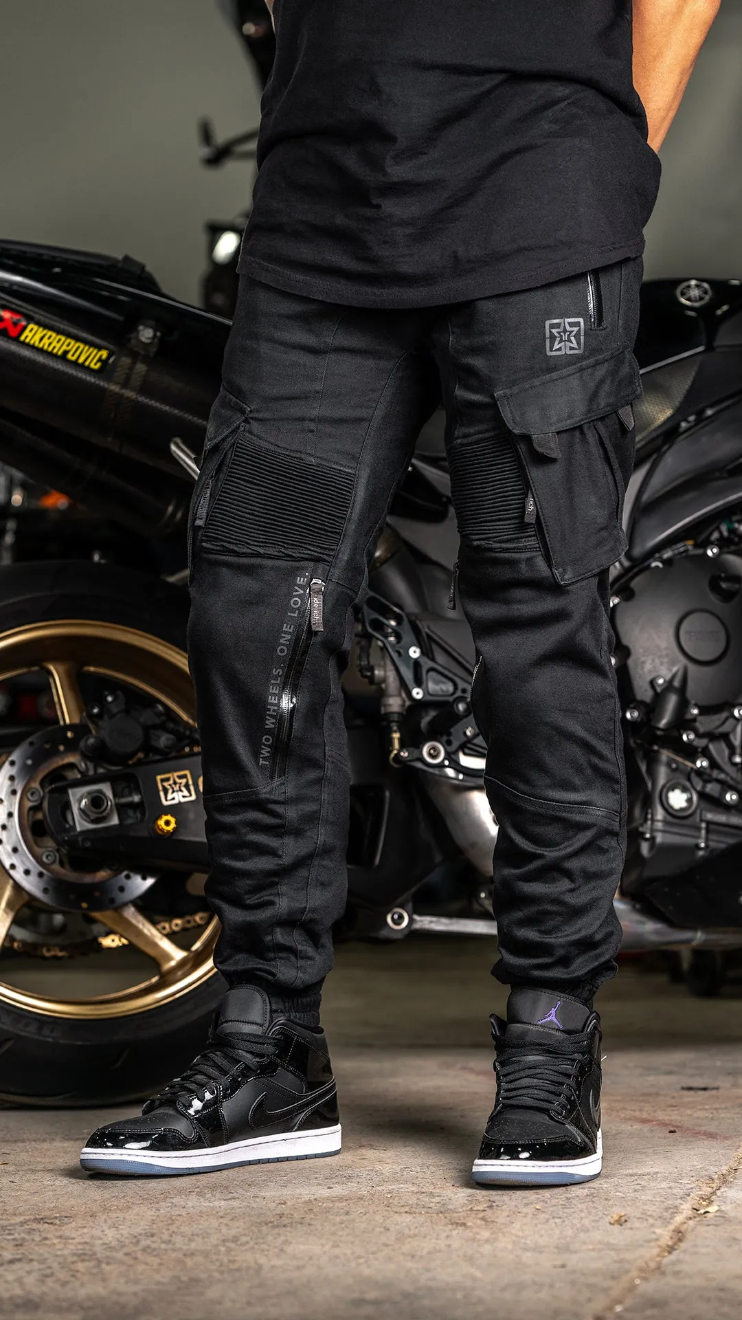 Unit 16™ Armoured Denim Cargo Joggers {Black}