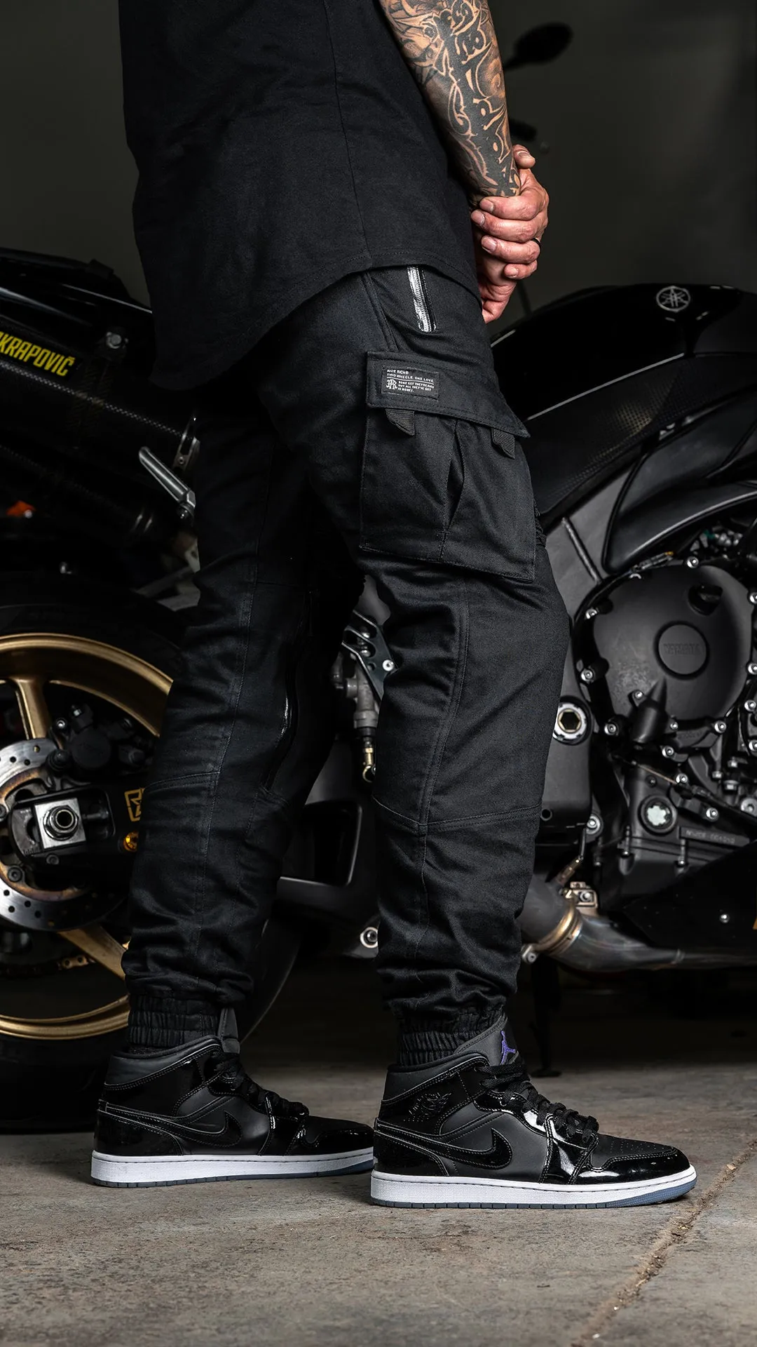 Unit 16™ Armoured Denim Cargo Joggers {Black}