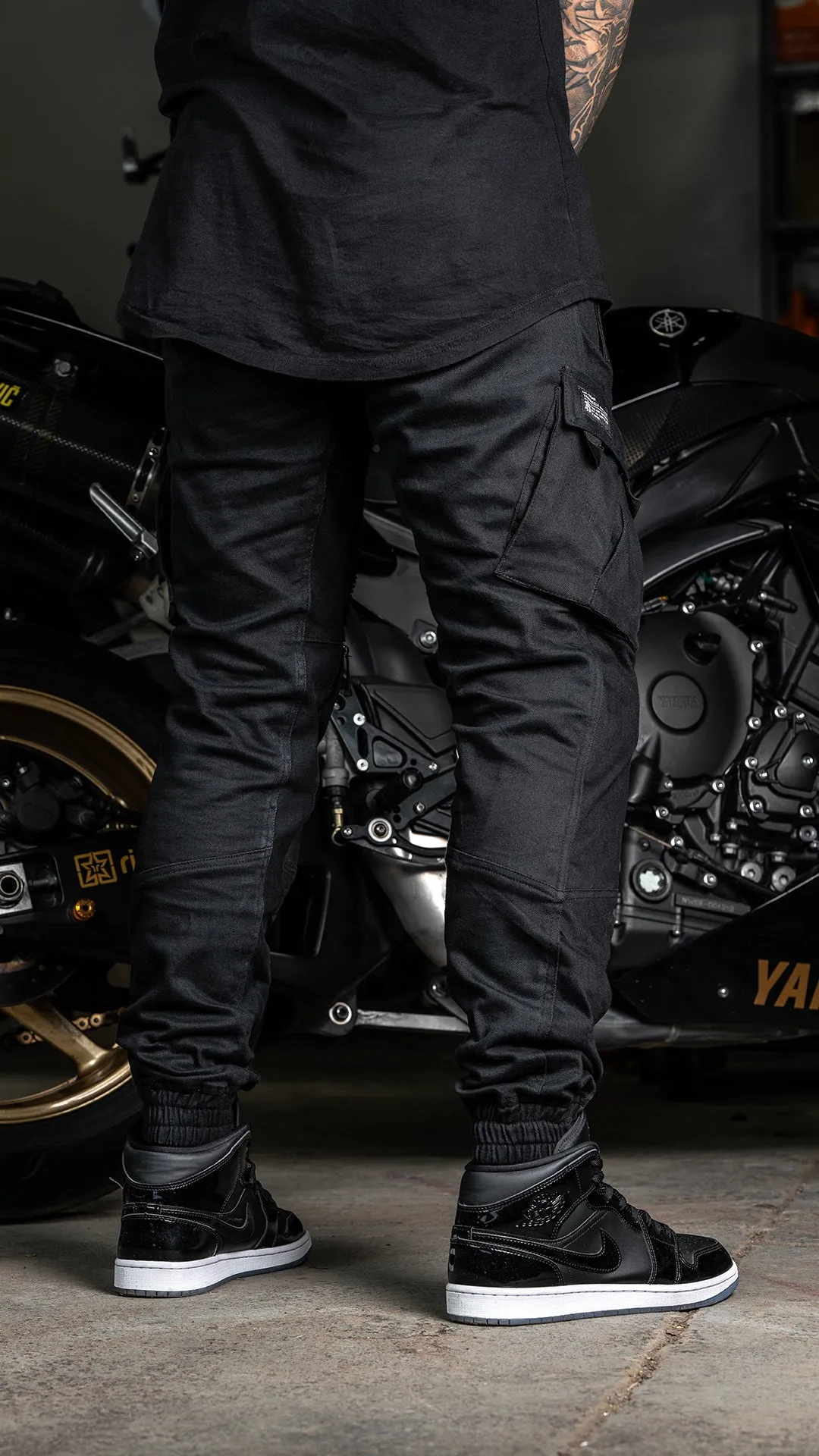 Unit 16™ Armoured Denim Cargo Joggers {Black}