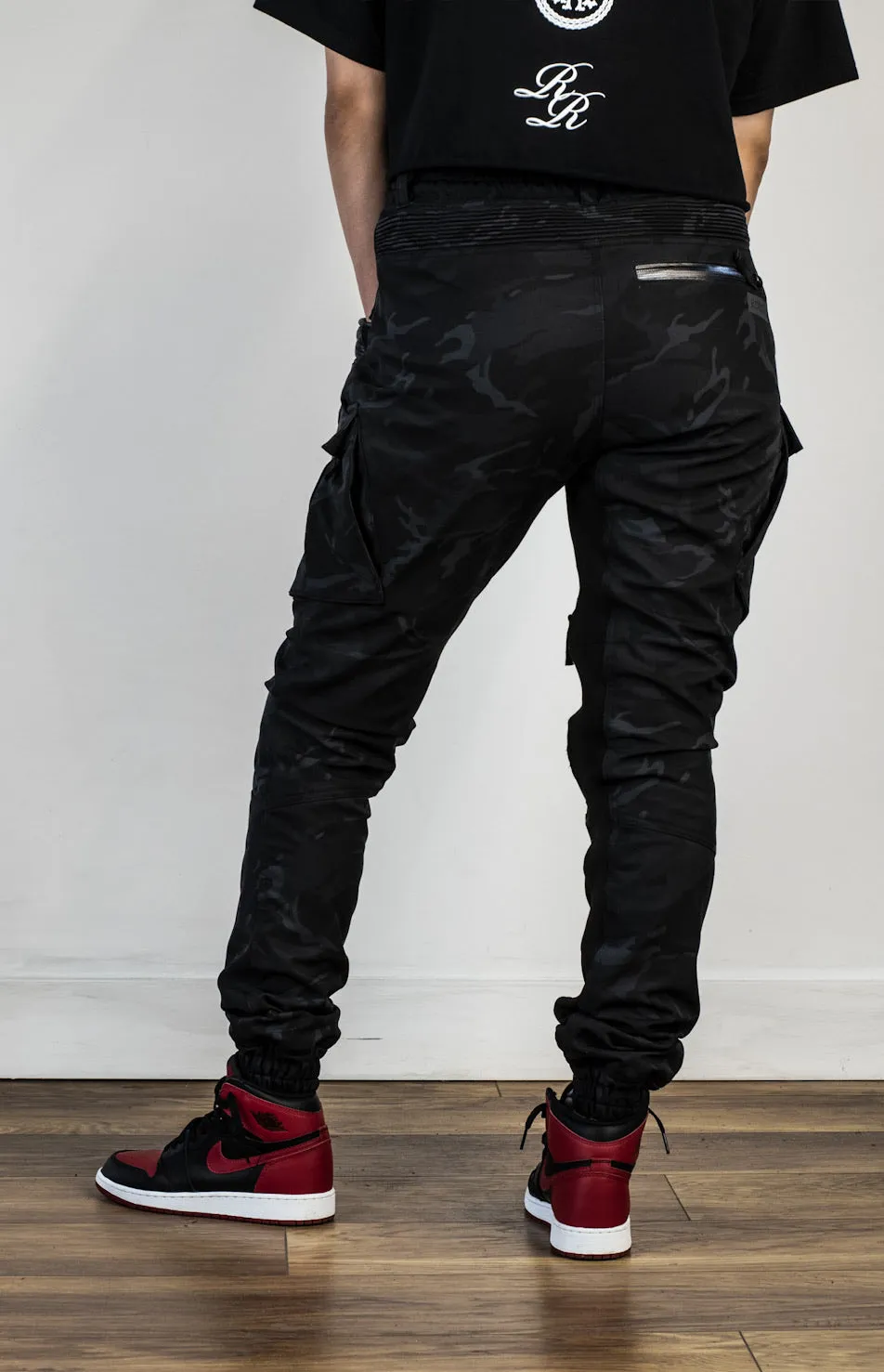 Unit 16™ Armoured Softshell Cargo Joggers {Black Camo}