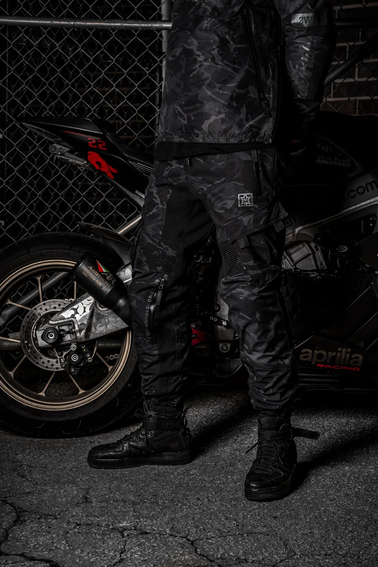 Unit 16™ Armoured Softshell Cargo Joggers {Black Camo}