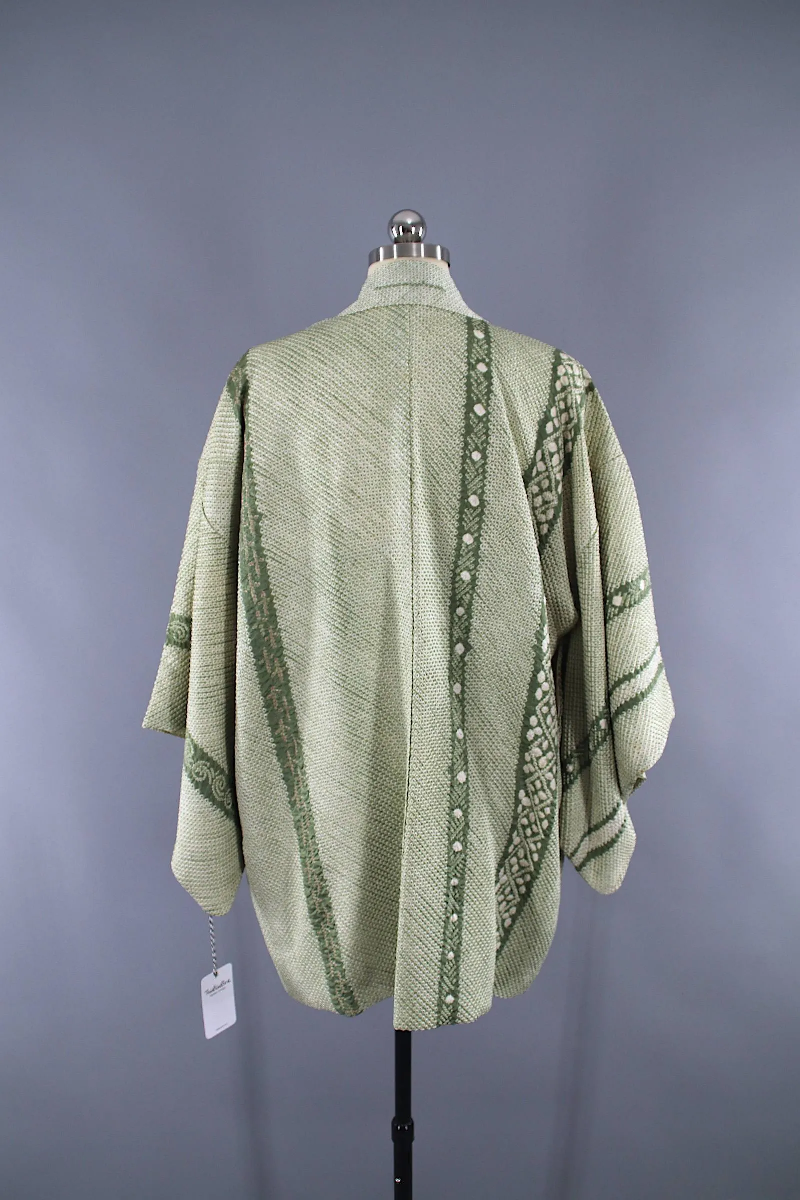 Vintage 1960s Silk Haori Kimono Jacket / Sage Green Shibori Dyed